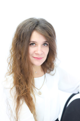 Заместитель заведующего по АХЧ Сабрекова Елена Константиновна Заместитель заведующего по АХЧ Сабрекова Елена Константиновна